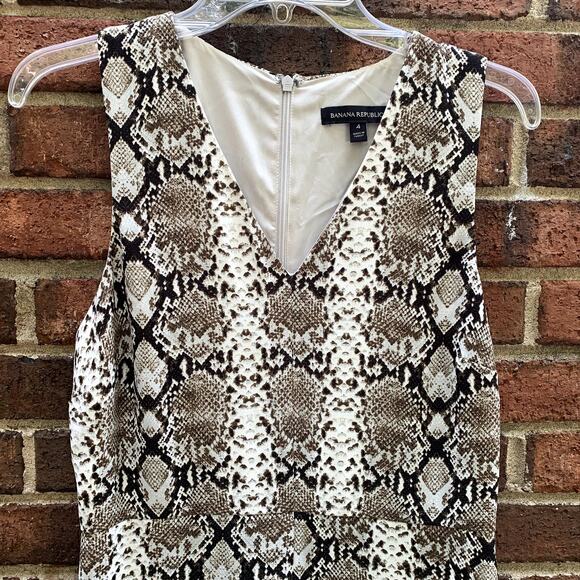 Womens Banana Republic Snakeskin Wide Leg Cropped Jumpsuit Brown Size 4 - Picture 3 of 10